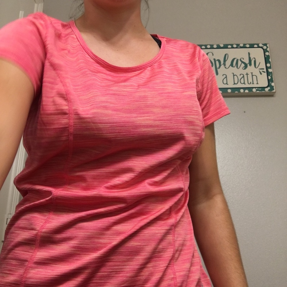 LIKE NEW head medium dri fit shirt